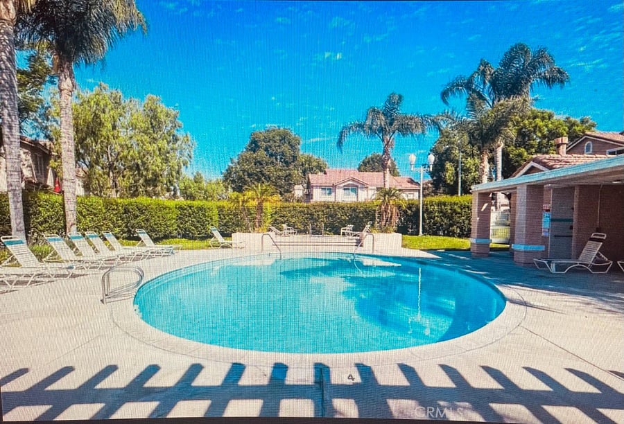 Furnished Finder property 670540_1 photo 3