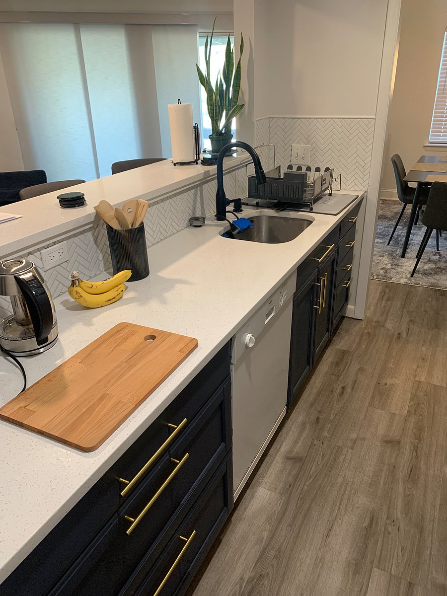 Furnished Finder property 670587_2 photo 8