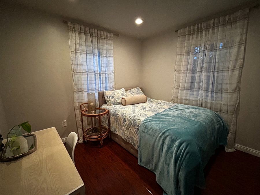 Furnished Finder property 670713_2 photo 7