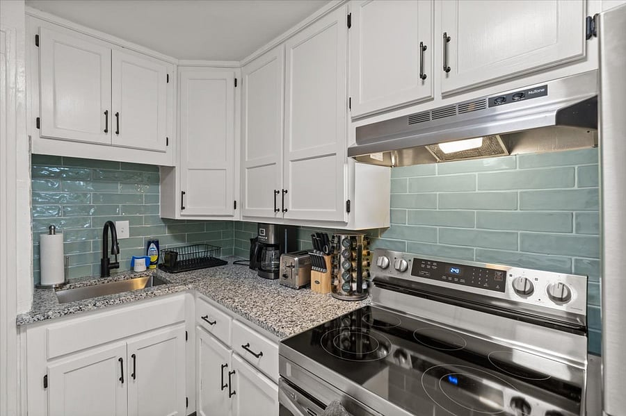 Furnished Finder property 670722_1 photo 16