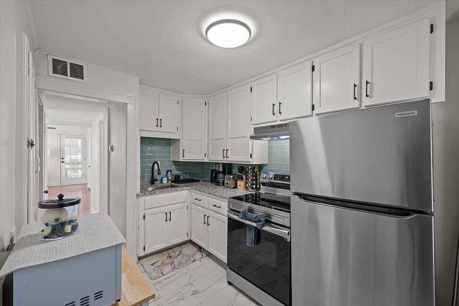Furnished Finder property 670722_1 photo 4