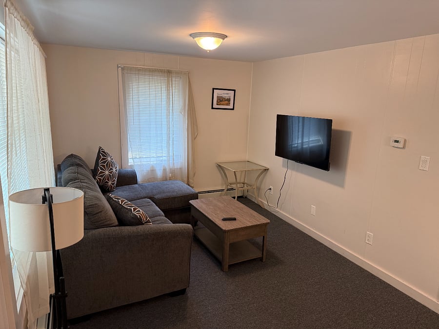 Furnished Finder property 670749_3 photo 2