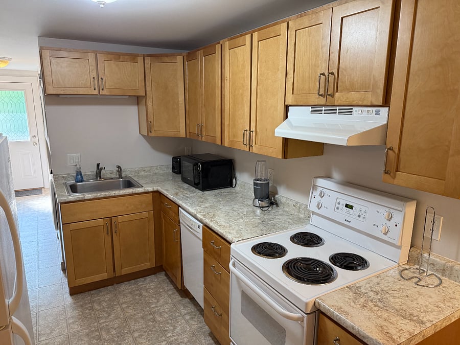 Furnished Finder property 670749_3 photo 11