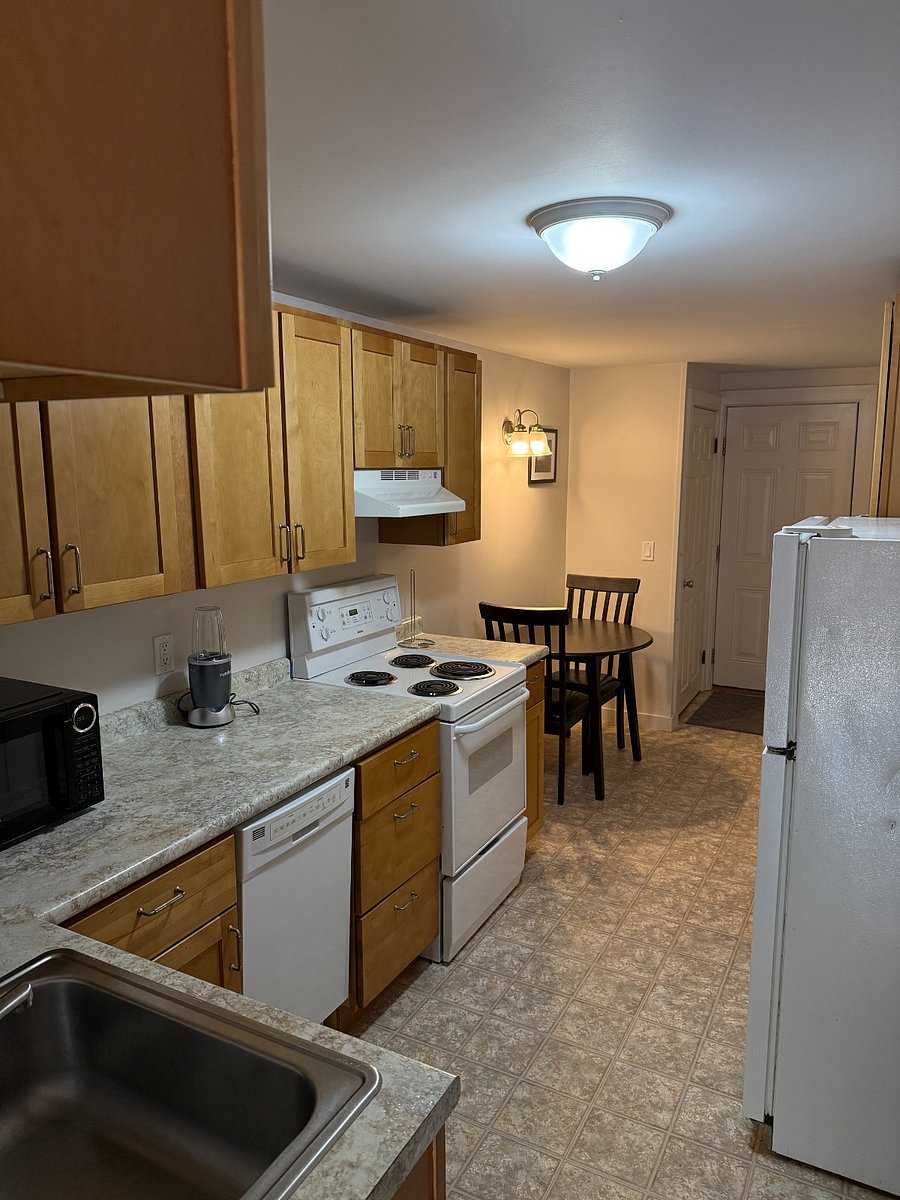 Furnished Finder property 670749_3 photo 15