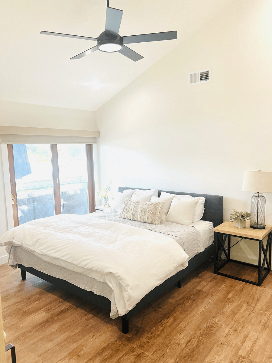 Master bedroom king size bed