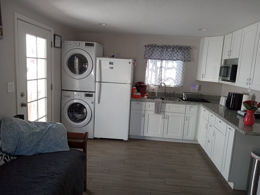 Furnished Finder property 670851_1 photo 3