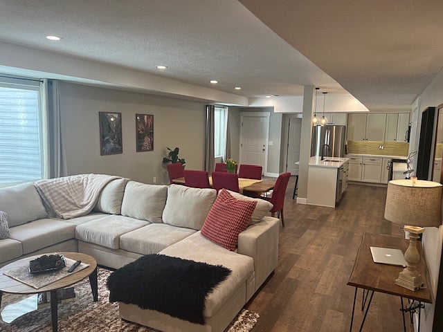 Furnished Finder property 670868_1 photo 8