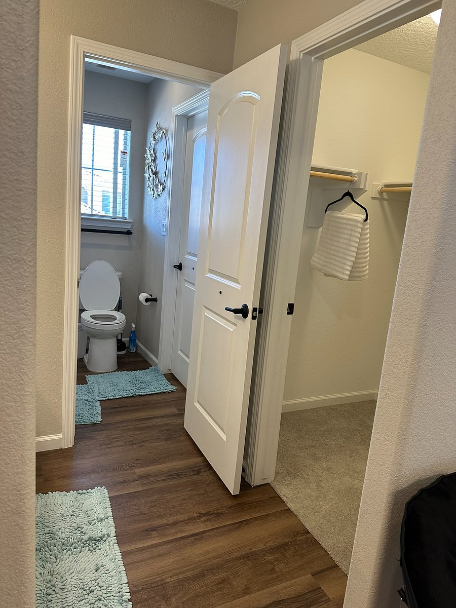 Furnished Finder property 670877_1 photo 24