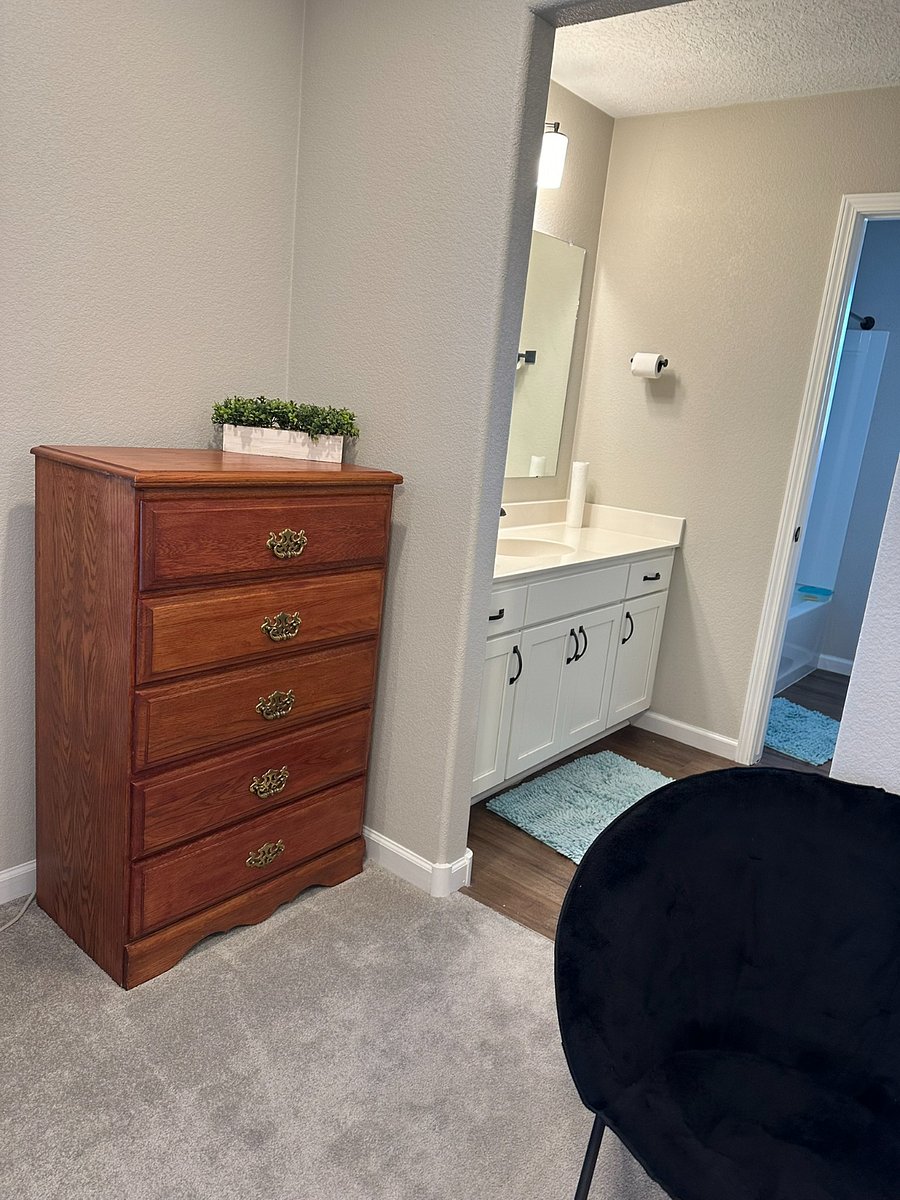 Furnished Finder property 670877_2 photo 18