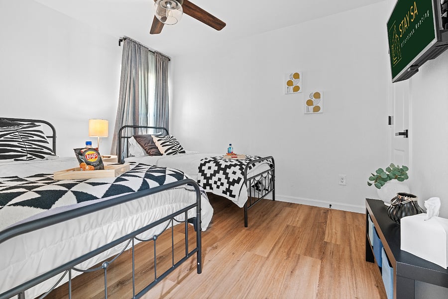 Furnished Finder property 670985_1 photo 10