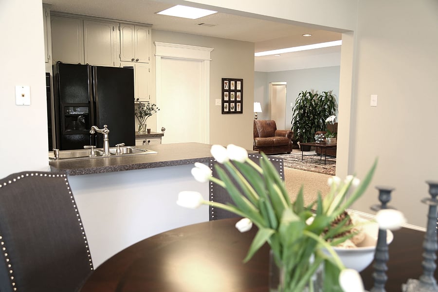 Kitchen/Dining Area