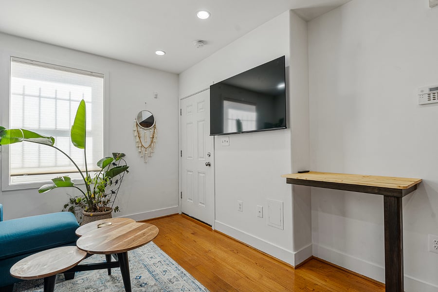 Furnished Finder property 671117_1 photo 2