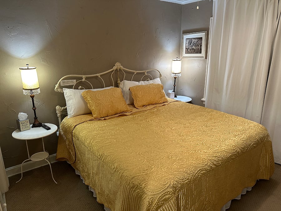 Master bedroom with king size bed and full closet.madyer amenities included 43 smart TV.