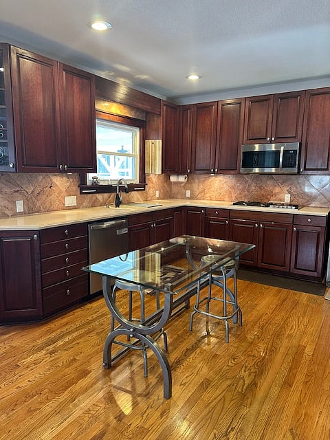 Furnished Finder property 671317_2 photo 10