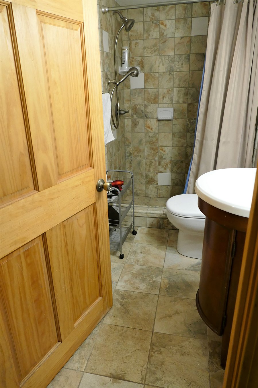 Furnished Finder property 671353_1 photo 11