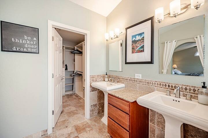 Furnished Finder property 671374_1 photo 23