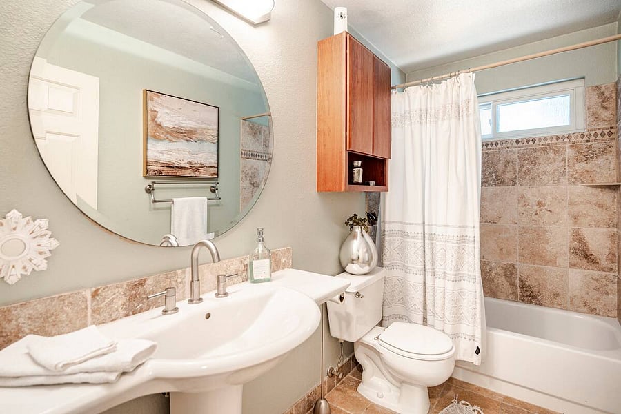 Furnished Finder property 671374_1 photo 33