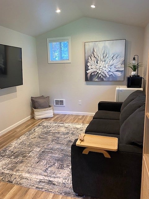 Furnished Finder property 671432_1 photo 6