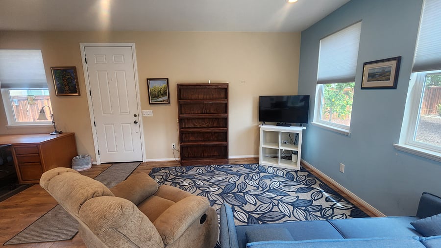 Furnished Finder property 671468_1 photo 3