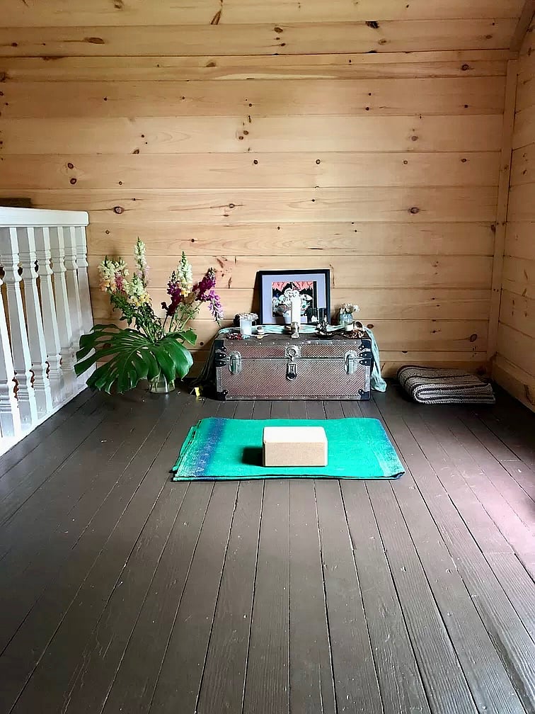 Same upstairs room, here used for yoga and meditation