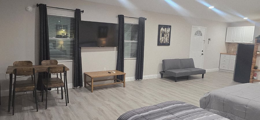 Furnished Finder property 671518_1 photo 3