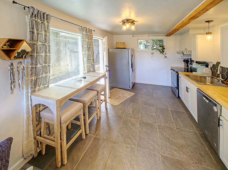 Furnished Finder property 671536_1 photo 4