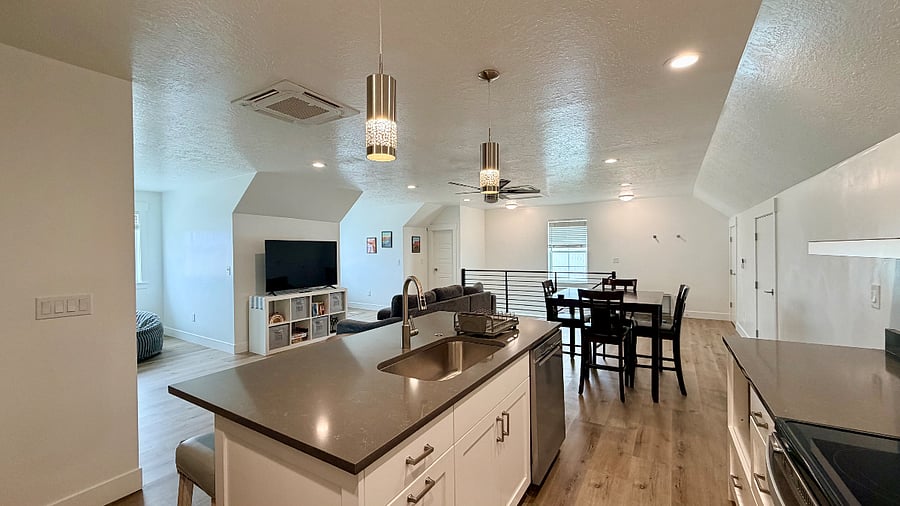 Furnished Finder property 671544_1 photo 12