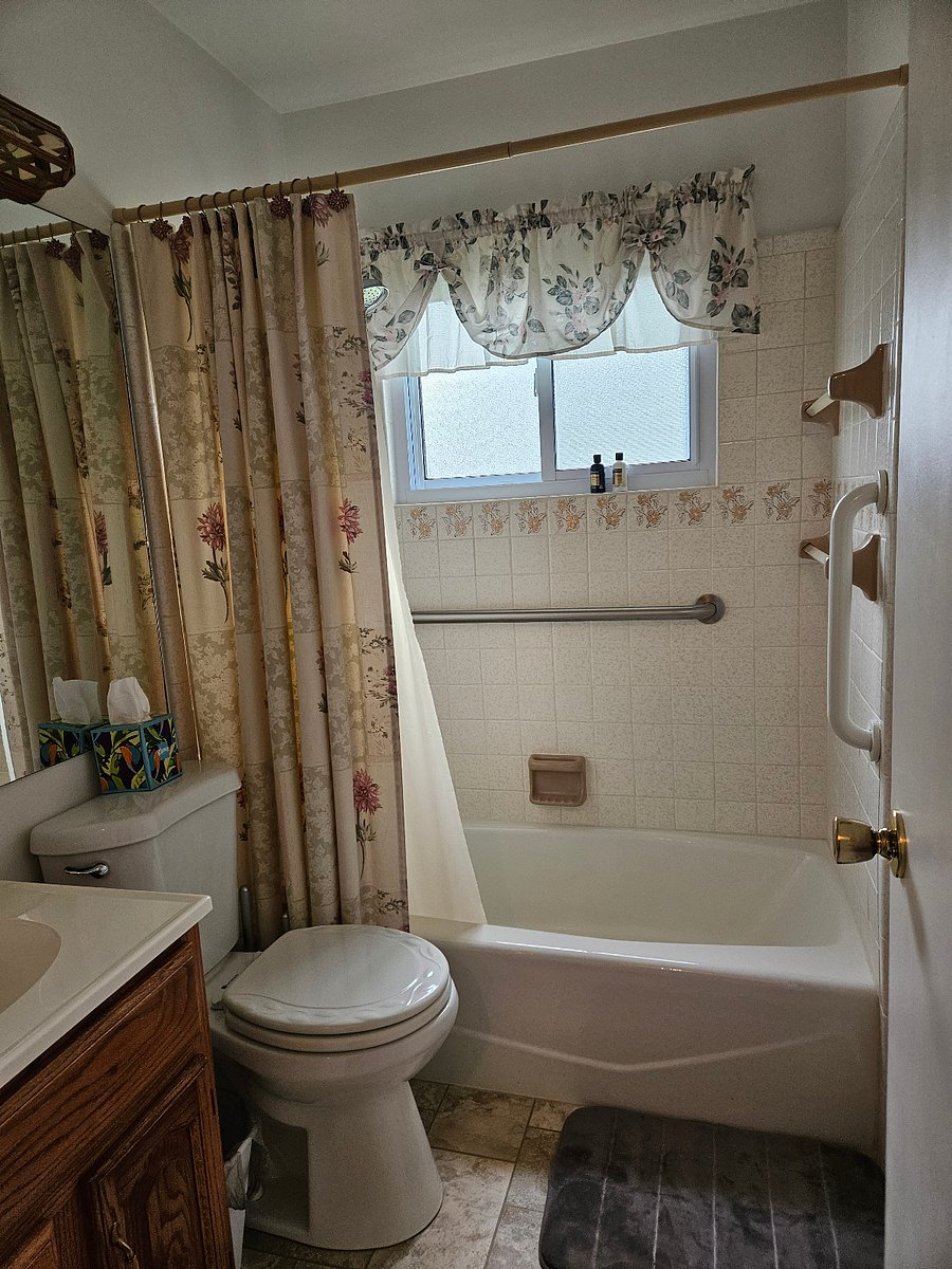 Furnished Finder property 671788_1 photo 16