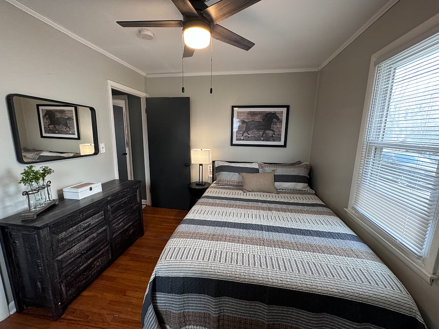 Furnished Finder property 672000_1 photo 13