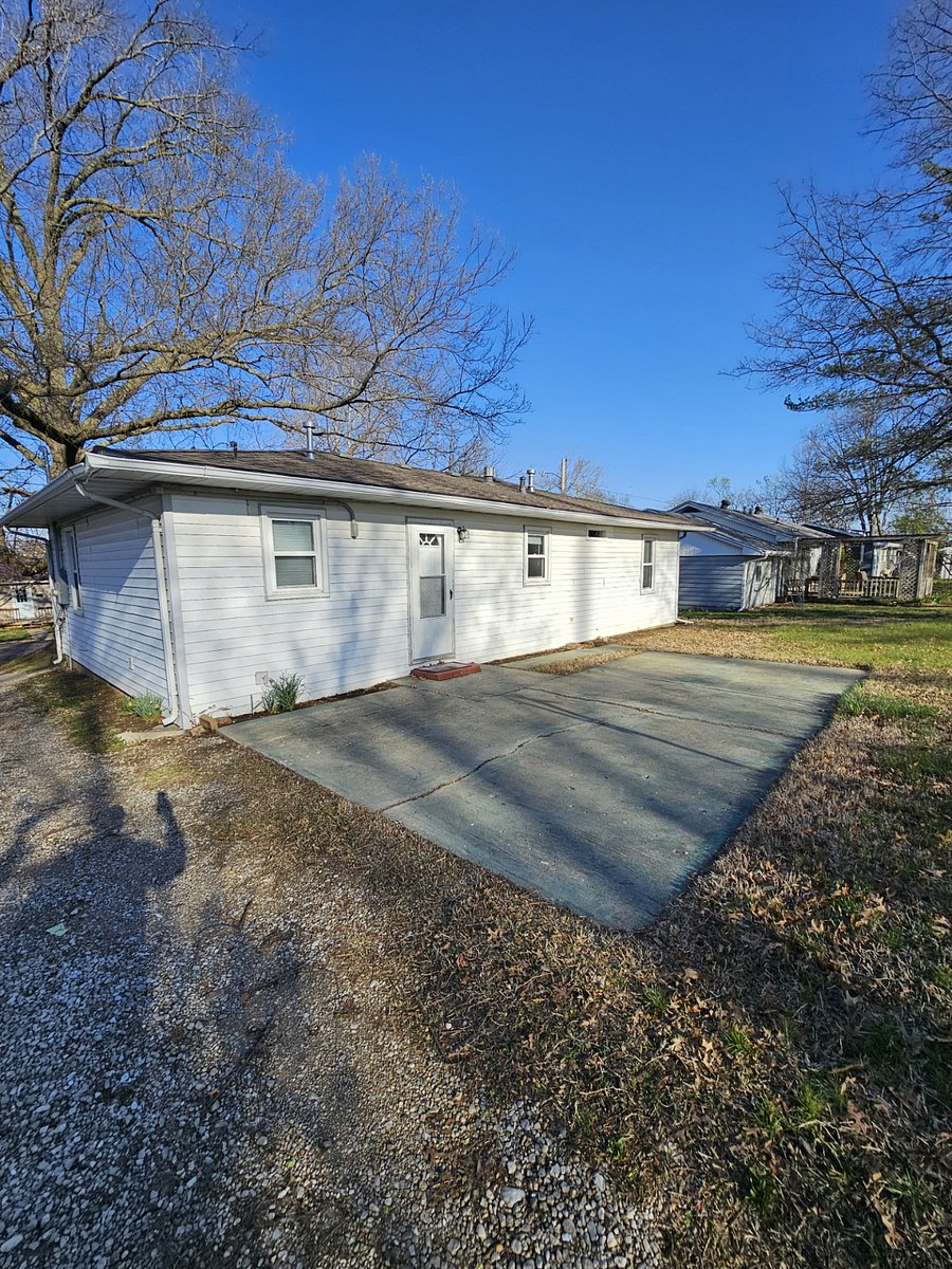 Furnished Finder property 672000_1 photo 18