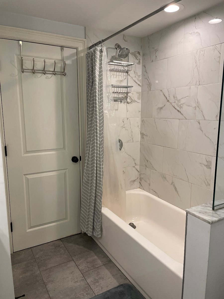 Furnished Finder property 672100_1 photo 9