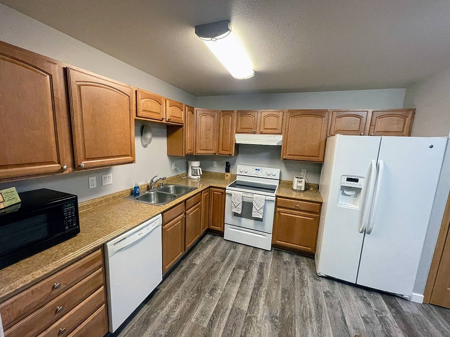 Furnished Finder property 672109_1 photo 3
