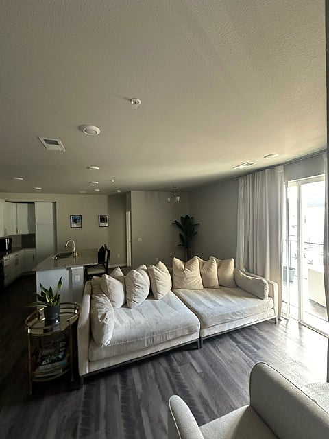 Furnished Finder property 672116_1 photo 11