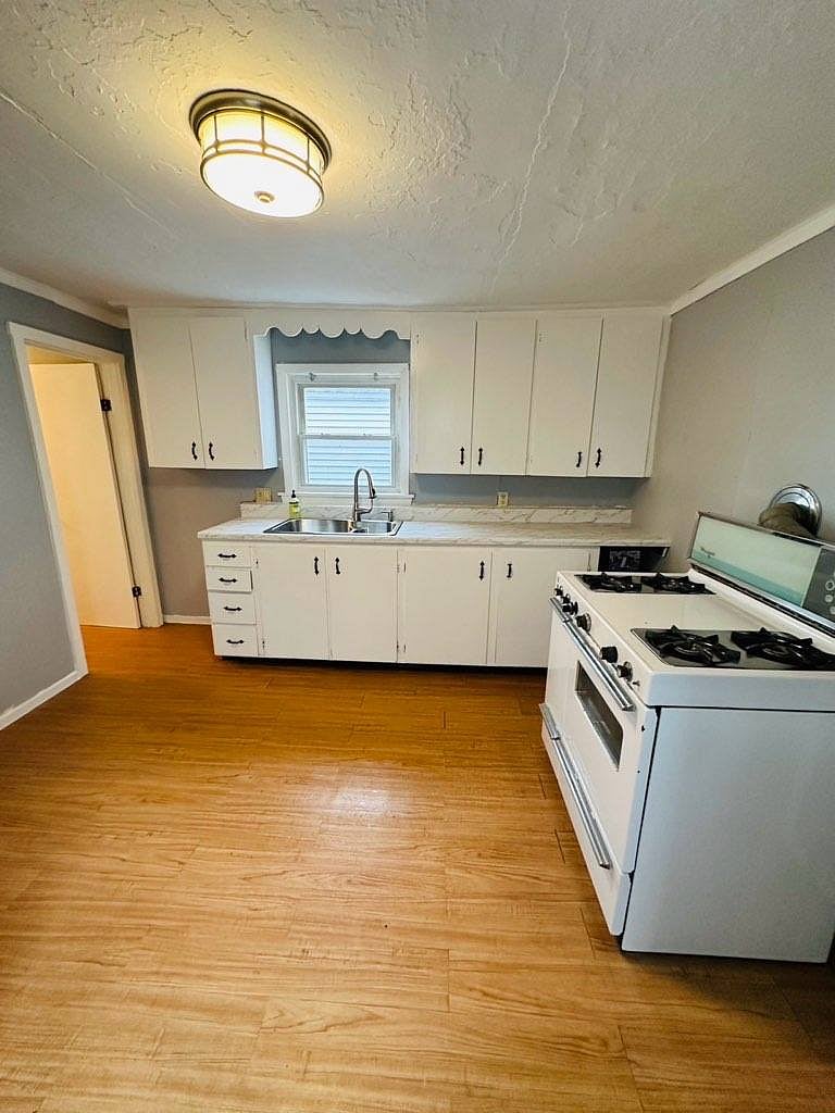 Furnished Finder property 672148_1 photo 9