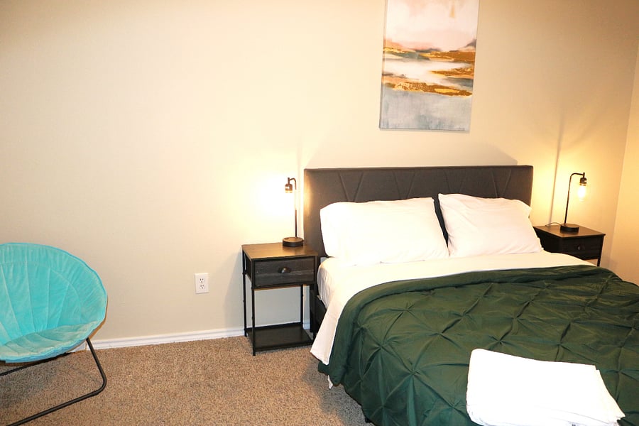 Furnished Finder property 672153_3 photo 4