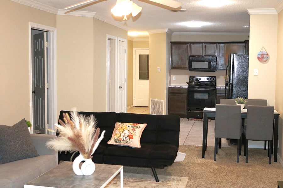 Furnished Finder property 672153_3 photo 6
