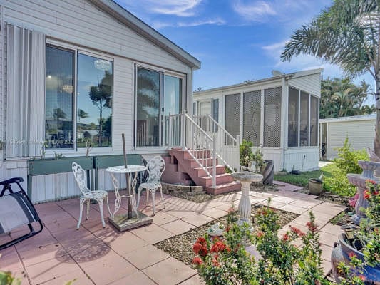Furnished Finder property 672518_1 photo 36
