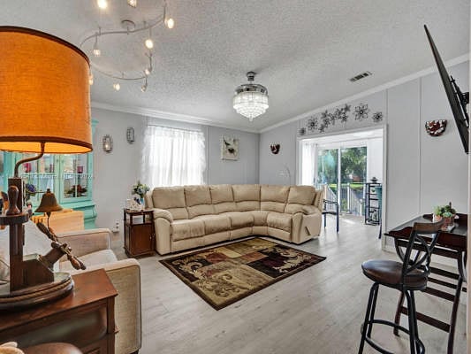 Furnished Finder property 672518_2 photo 23