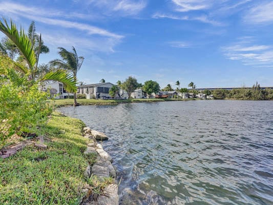 Furnished Finder property 672518_2 photo 28