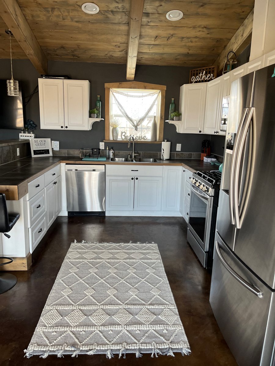 Furnished Finder property 672604_1 photo 3