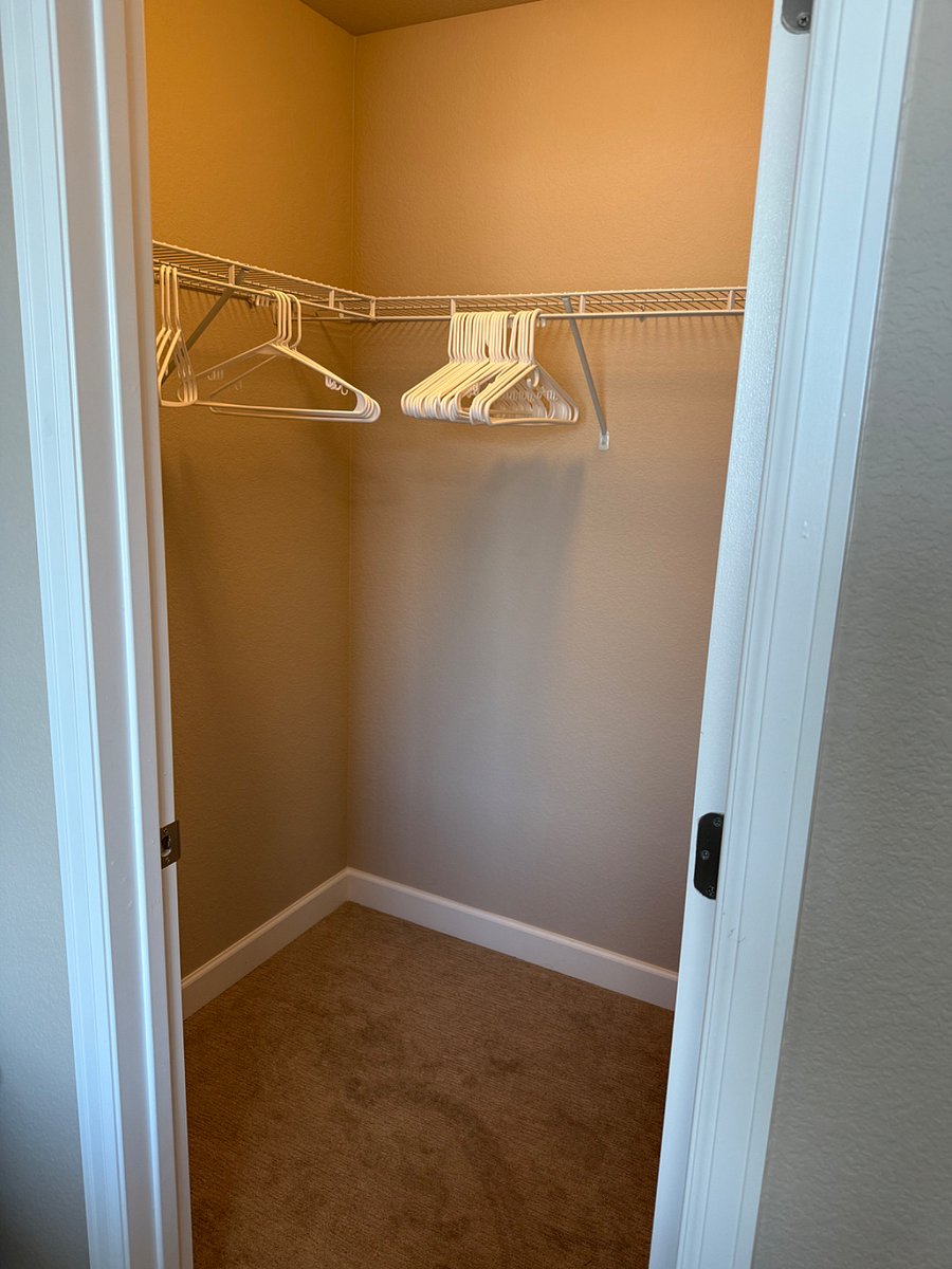 Furnished Finder property 672672_1 photo 10