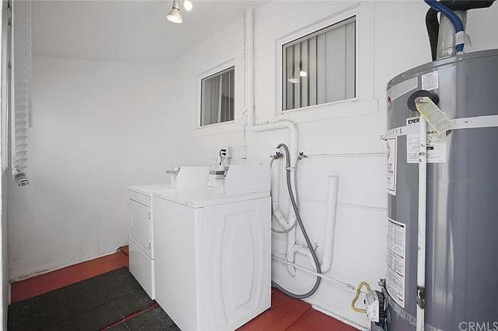 Laundry room available for guests