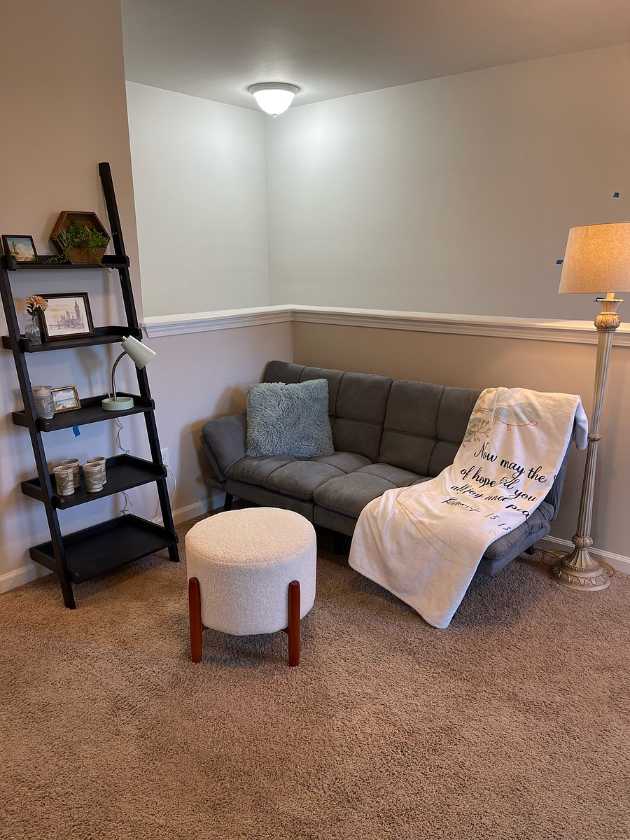 upstairs futon and sitting space on large landing