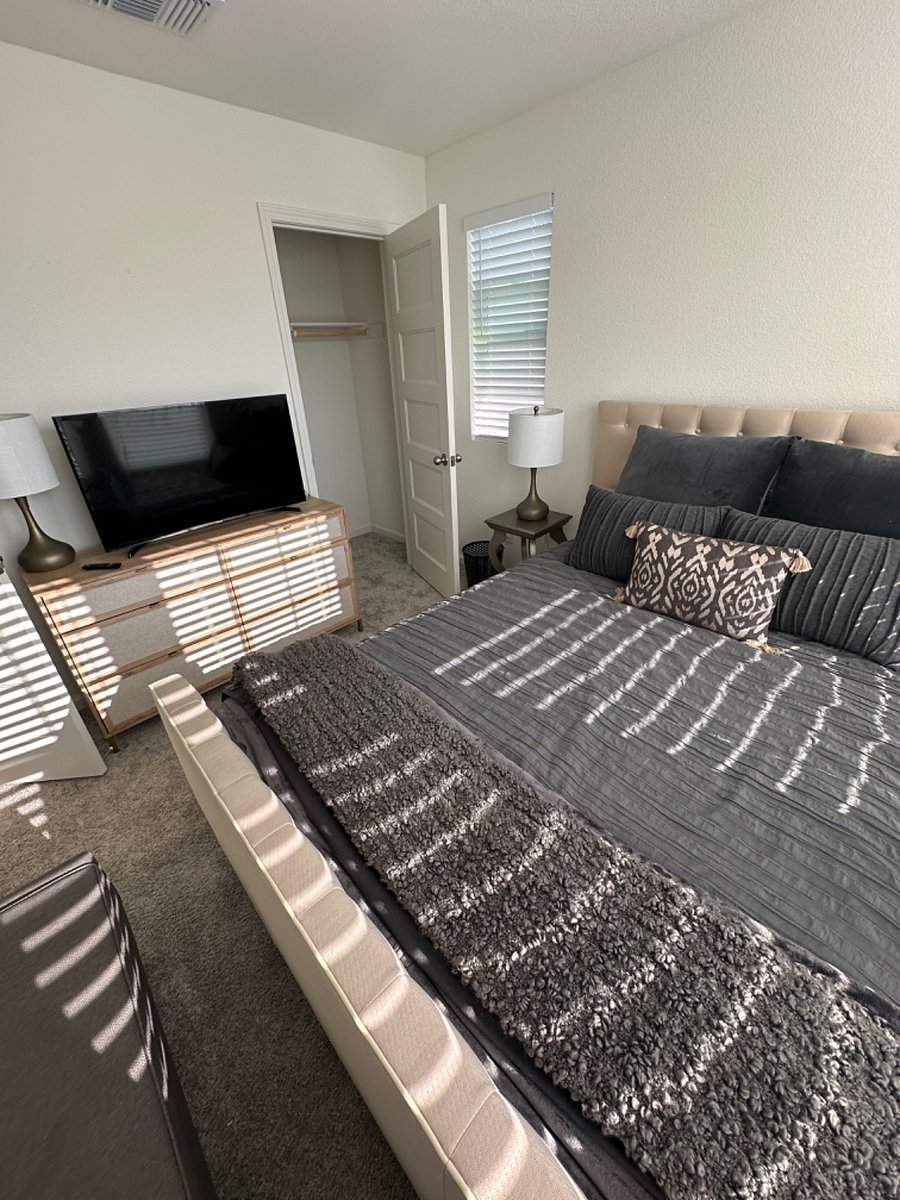 Furnished Finder property 672800_1 photo 4