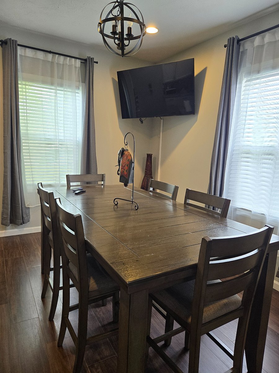 Furnished Finder property 672854_1 photo 21