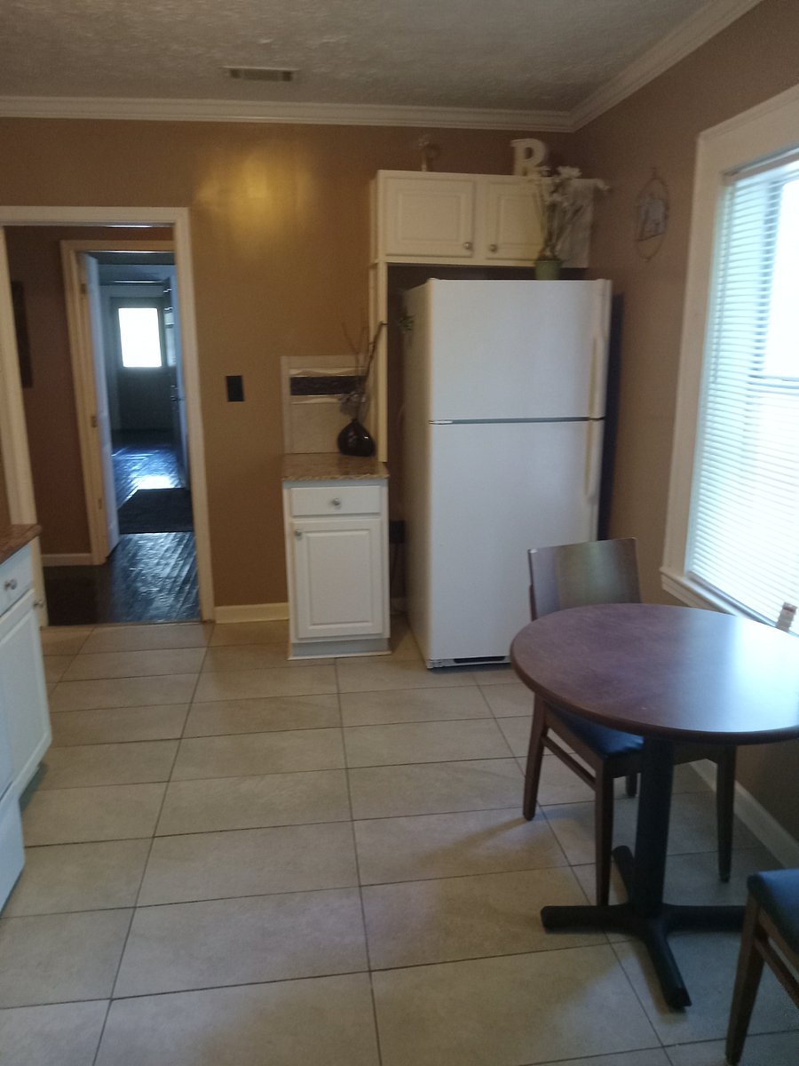 Furnished Finder property 672902_2 photo 17