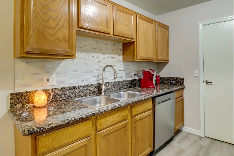 Furnished Finder property 672977_1 photo 8