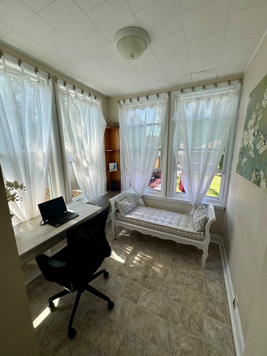 Office/ sunroom