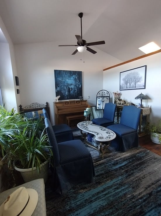 Furnished Finder property 673102_1 photo 3
