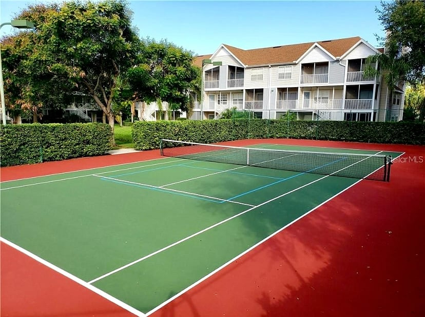 Tennis court